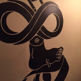 TØRST - #bathroomshot - Pubs Near Me - Brooklyn, New York