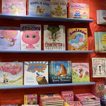 BARNES NOBLE Updated December 2025 48 Photos 34 Reviews 12170