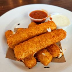 Haystack Burgers and Barley - Fried mozzarella sticks