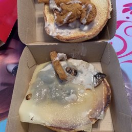 Double mushroom and swiss! Where's the patties? Double mushroom and swiss! Where's the patties?