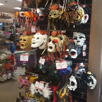 Freaky Findz - Gift Shops Near Me - New Braunfels, Texas