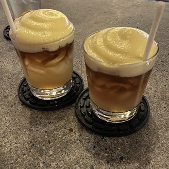 Monkeypod Kitchen - Famous Mai Tai - New American Near Me - Lahaina, Hawaii