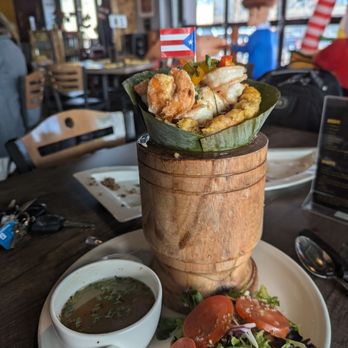 Elie’s Chinchorro - Mofongo with shrimp - Puerto Rican Near Me - Omaha, Nebraska Elie’s Chinchorro - Mofongo with shrimp - Puerto Rican Near Me - Omaha, Nebraska