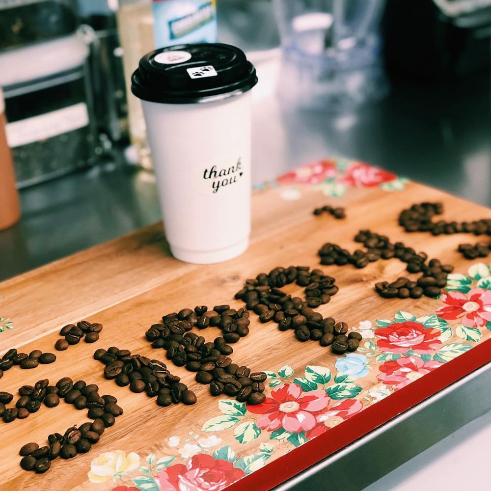 Sippys Coffee Drive-Thru Logo