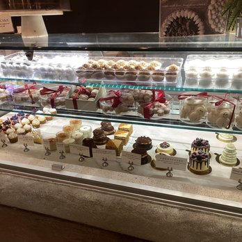 Tout Suite - Desserts - Cafes Near Me - Houston, Texas