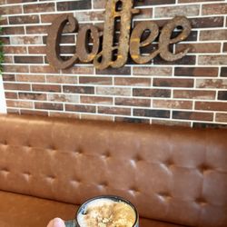 Chapter II Coffee - Smores Latte with crackers