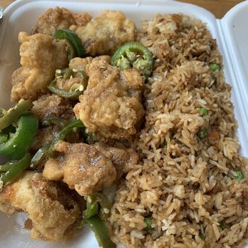 3 Little Pigs Chi - Salt & Pepper Chicken Box ($12.95) - Chinese Near Me - Chicago, Illinois 3 Little Pigs Chi - Salt & Pepper Chicken Box ($12.95) - Chinese Near Me - Chicago, Illinois