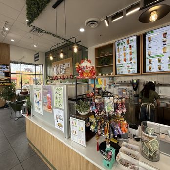 Freshly Leaf -Maple Grove - Inside - Bubble Tea Near Me - Maple Grove, Minnesota Freshly Leaf -Maple Grove - Inside - Bubble Tea Near Me - Maple Grove, Minnesota