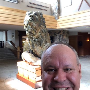 Huntley Lodge - Sitting best - Hotels Near Me - Big Sky, Montana Huntley Lodge - Sitting best - Hotels Near Me - Big Sky, Montana