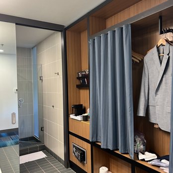 Aloft by Marriott Nashville Franklin - Large bathroom with frig, coffee, safe, storage - Hotels Near Me - Franklin, Tennessee