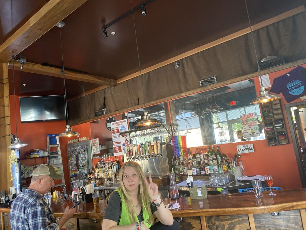 PRAIRIE ST. BAR & TAP Updated September 2024 12 Reviews 495 W Prairie St, Fayetteville