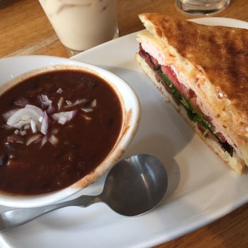 Atticus Bookstore Cafe - Coffee & Tea Near Me - New Haven, Connecticut