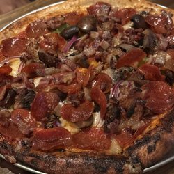 Doc's Jazz Club - Pizza