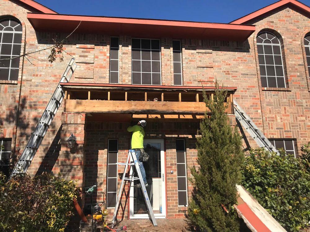 Slide of Marcos Construction