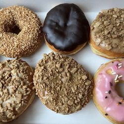 Dunkin' - Super fresh donuts
