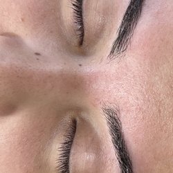 Haircut 2000 - Eyebrows after threading
