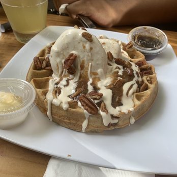 Mo' Brunch & Brews - Pecan Pie Waffle (ice-cream added request ) - Breakfast & Brunch Near Me - Houston, Texas