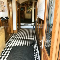 The Dearden Tea Rooms - Entrance