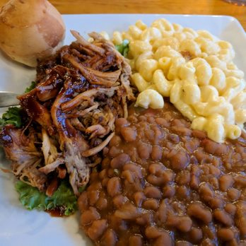 Porter's - Pulled Pork Platter - Salad Near Me - Springdale, Utah