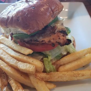 Chili's - Chicken, bacon, and avacado sandwich was pretty amazing, I will order it again. It's part of the $8 lunch meal. - Bars Near Me - Lake Elsinore, California