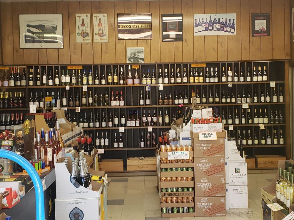CROWN LIQUORS Updated September 2024 11 Photos & 40 Reviews 6410