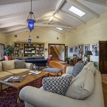 InvitedHome Santa Barbara - One of our vacation rentals in Santa Barbara. - Vacation Rentals Near Me - Santa Barbara, California InvitedHome Santa Barbara - One of our vacation rentals in Santa Barbara. - Vacation Rentals Near Me - Santa Barbara, California