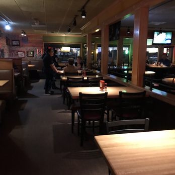 Applebee's Grill + Bar - Inside of restaurant - Sports Bars Near Me - Yuma, Arizona