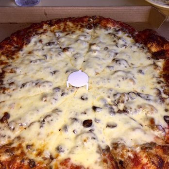 D'Amatos Pizza - Pizza Near Me - La Mesa, California