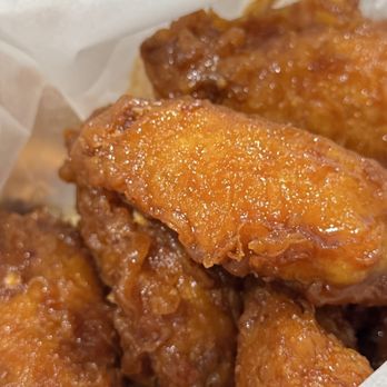 bb.q Chicken Lower Greenville - Chicken Shop Near Me - Dallas, Texas