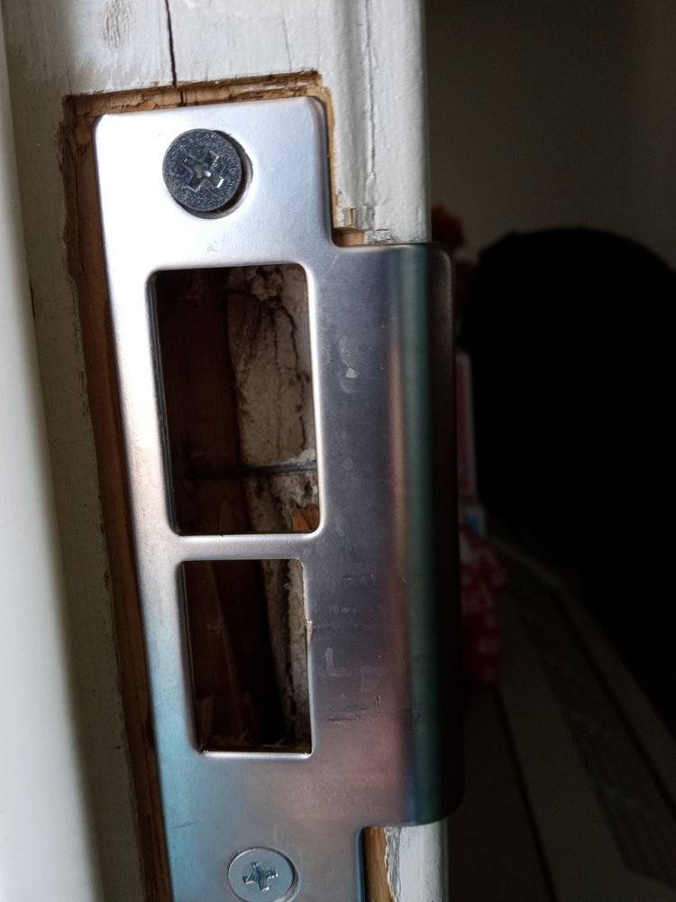 THE PENLEIGH BRANSON ROW Updated November 2024 300 Francis St