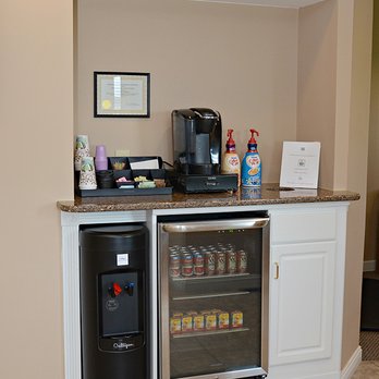 Martinez Dentistry - Martinez Dentistry patient amenities - Cosmetic Dentists Near Me - Alexandria, Indiana Martinez Dentistry - Martinez Dentistry patient amenities - Cosmetic Dentists Near Me - Alexandria, Indiana