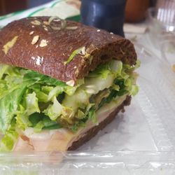 Mauza Main Street Deli - Chicken sandwich on squaw bread