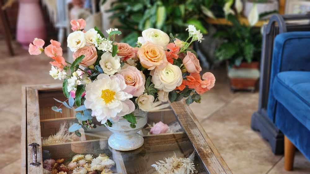 FLOWERS Updated July 2024 133 Photos & 74 Reviews 1904 S