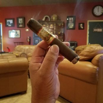 Low Ball Louie's Cigars - New World - Tobacco Shops Near Me - Apopka, Florida Low Ball Louie's Cigars - New World - Tobacco Shops Near Me - Apopka, Florida