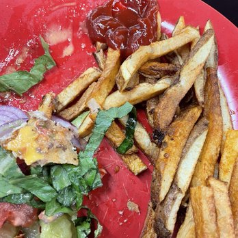 Newport Cafe - The ghost of a rapidly-consumed avocado burger - Burgers Near Me - Newport, Oregon Newport Cafe - The ghost of a rapidly-consumed avocado burger - Burgers Near Me - Newport, Oregon