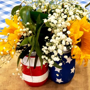 Plant & Sip - USA Mason Jars! - Party & Event Planning Near Me Plant & Sip - USA Mason Jars! - Party & Event Planning Near Me