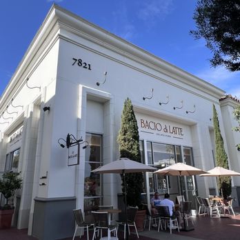 Bacio di Latte - Gelato Near Me - Huntington Beach, California Bacio di Latte - Gelato Near Me - Huntington Beach, California