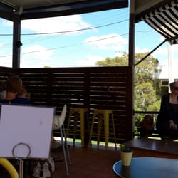 Stomp Espresso - Seating area outside