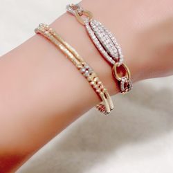 Hoang Son Jewelry Giftly Email, Text or Print, 2525 E Arkansas