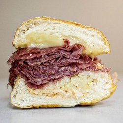 Bubba's Deli - Reuben