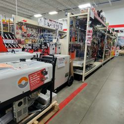 Tractor Supply - Tools and hardware
