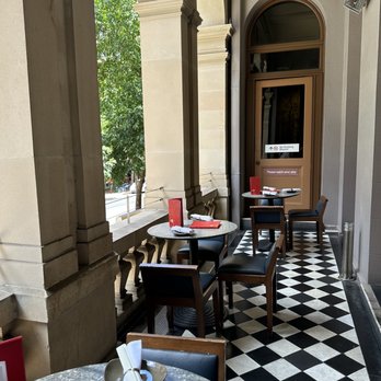 Fat Noodle - Outside - Restaurants Near Me - Brisbane, QLD
