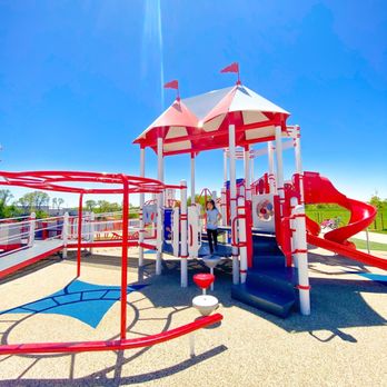 Riverview Park - Playgrounds Near Me - Des Moines, Iowa
