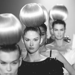 Live Your Beauty - Online beauty & cosmetology school: learn how to make more money with your passion for beauty.