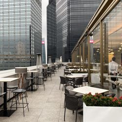 Popinjays - Outdoor bar