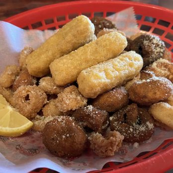 Roma's Italian Restaurant - The Colony - Appetizer Combo - Pizza Near Me - The Colony, Texas