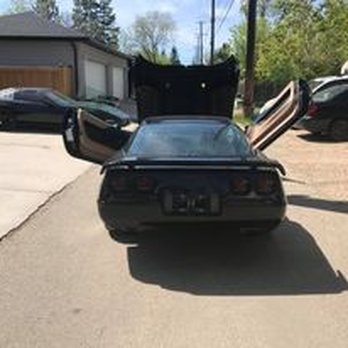 Little Lot - Car Dealers Near Me - Edmonton, Alberta