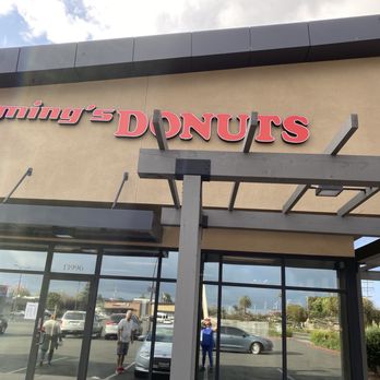 Ming's Donuts - Exterior - Donuts Near Me - San Leandro, California