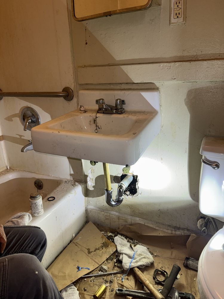 Slide of Charlies Plumbing & Heating