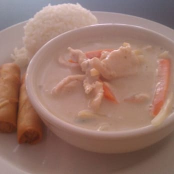 Jasmin Thai - Green (more like white!) Curry with chicken. The best dish I've had to date! - Thai Near Me - San Antonio, Texas